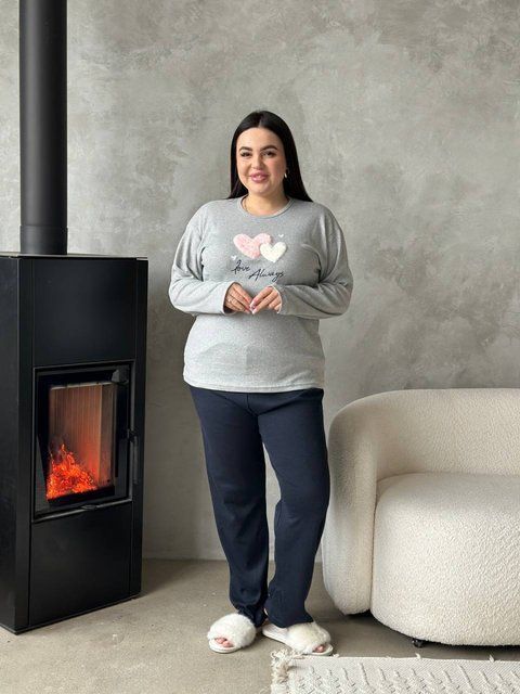 Сіра м'яка піжамка з сердечками PLUS SIZE з мікрофлісу DO3925/1-3XL фото