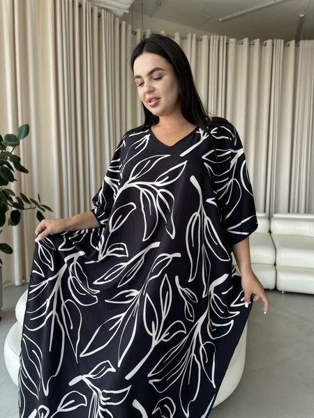 Розкішна чорно-біла максі сукня- туніка PLUS SIZE для відпочинку SW645/1-універсальний фото