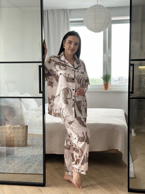 Піжама з леопардовим принтом PLUS SIZE з сорочкою та штанами DO3628-4XL фото